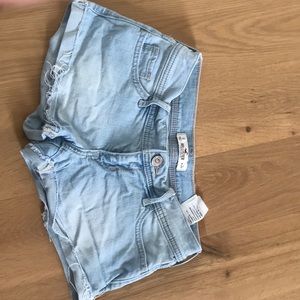 Hollister Jean Shorts